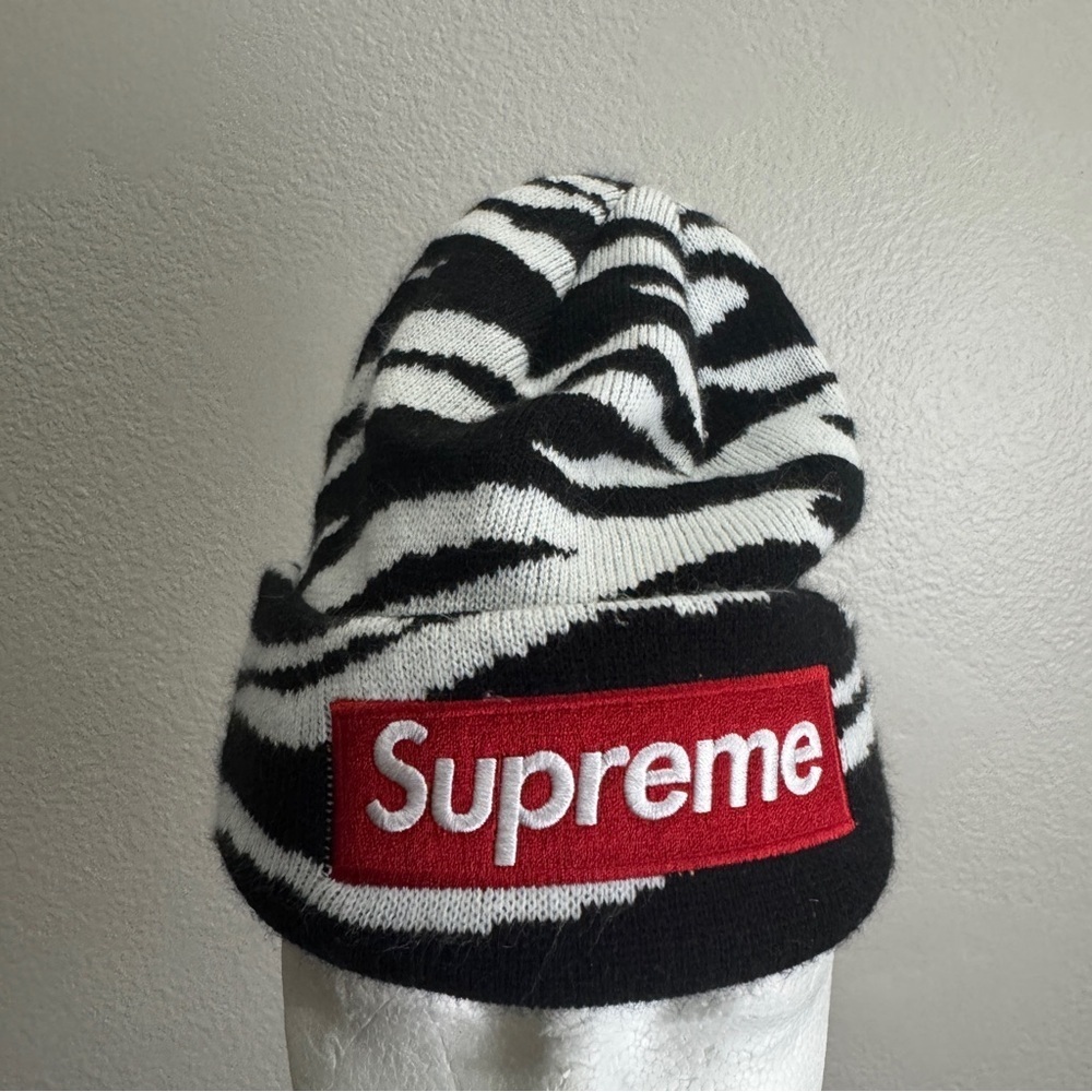 Supreme New Era Box Logo Beanie